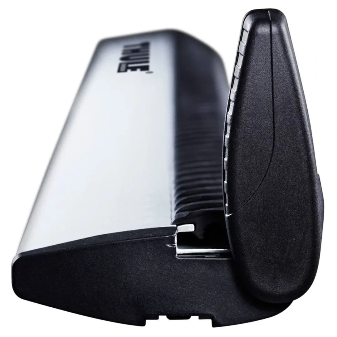 Thule AeroBlade Roof Cross Bars
