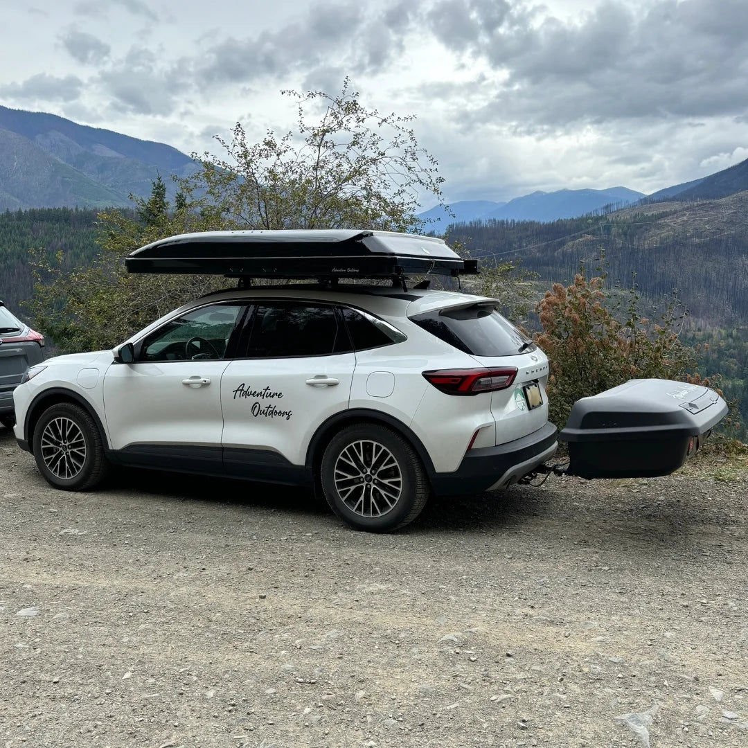  ABS Wedge Clamshell Rooftop Tent on car in mountains