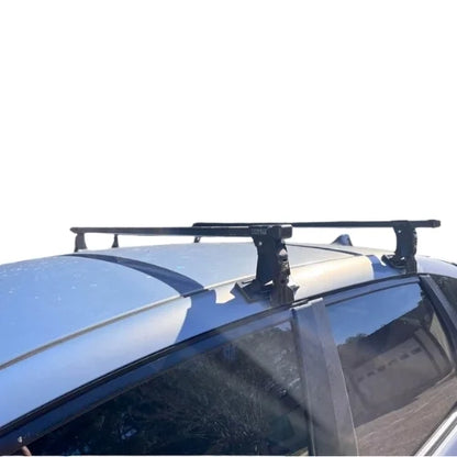 Thule 950 Complete Crossroad Roof Rack System – Versatile Fit for Bare Roofs