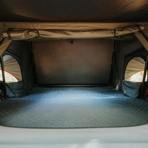 Dog House Glacier Aluminum Hard Top Rooftop Tent - Side Opening Hard Shell RTT