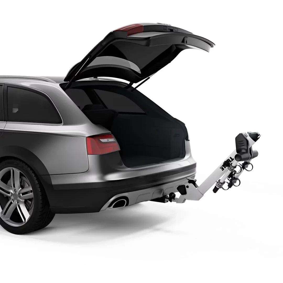 Thule Helium Pro on Car with open trunk