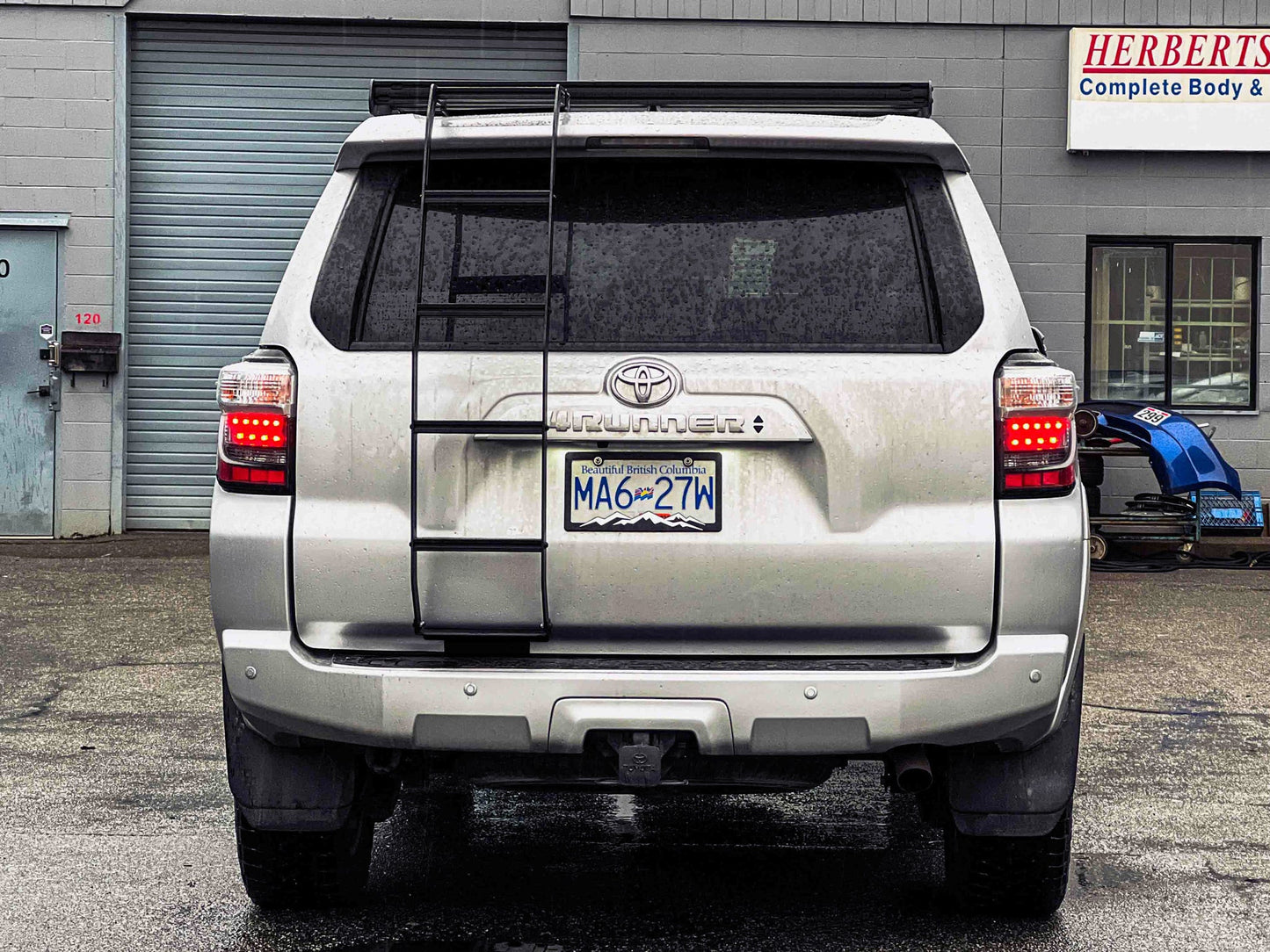 2010-2024 Toyota 4Runner Hatch Ladder - Trunk Ladder