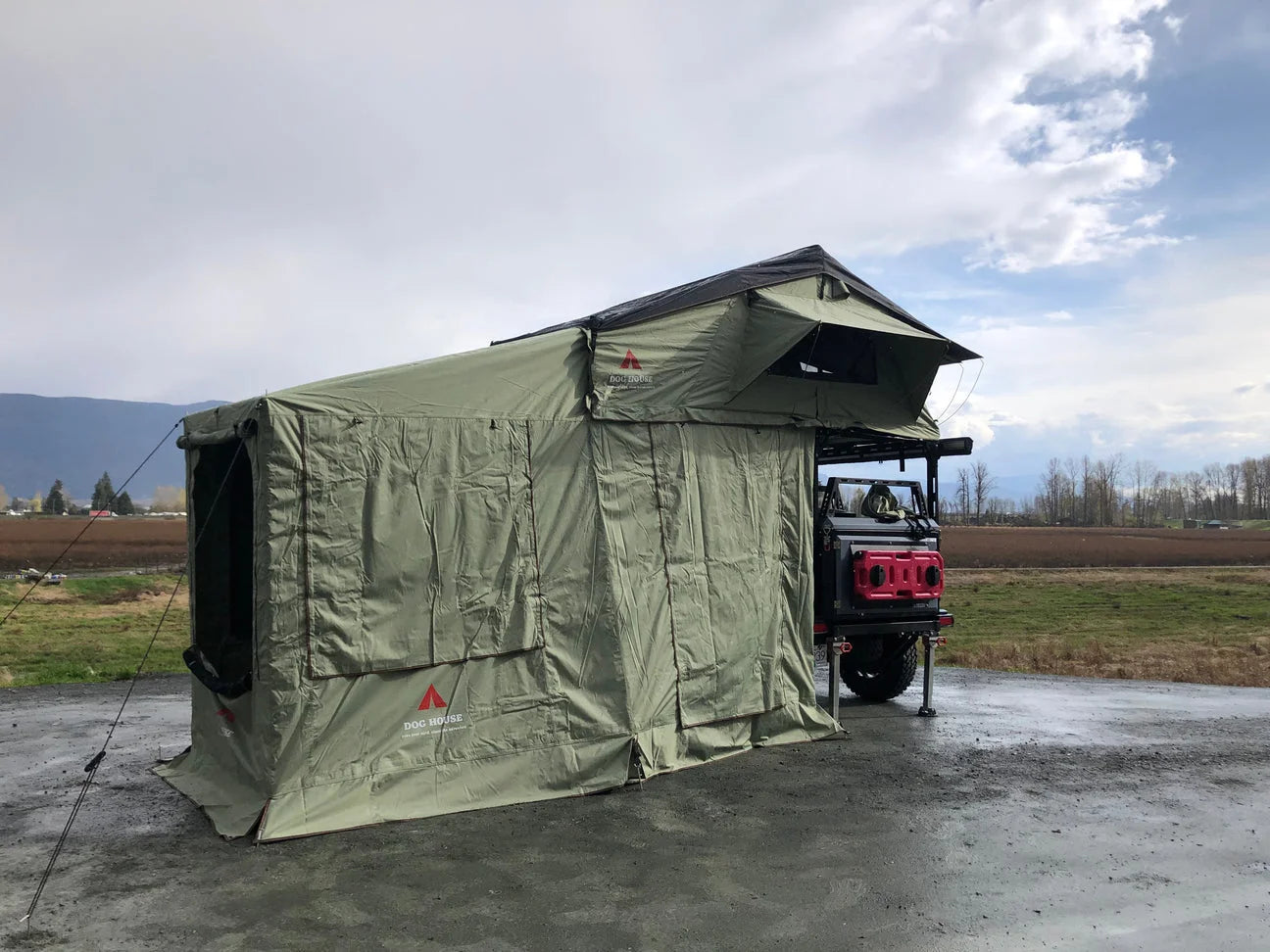 Dog House Badlands Soft Top Rooftop Tent - Soft Shell RTT