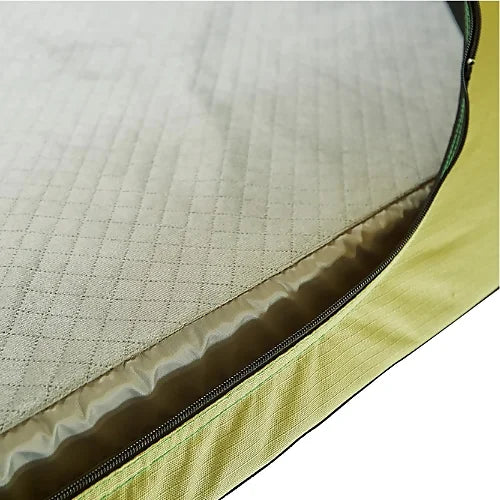 Close-up of Yakima SkyRise SL rooftop tent quilted mattress with zipper cover